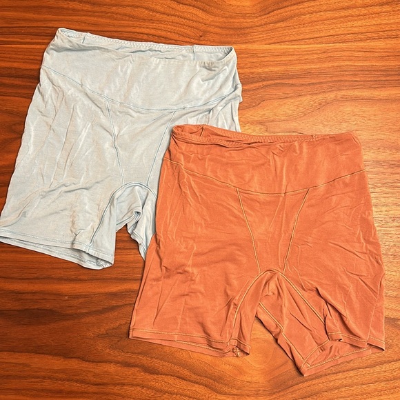 COPY - Lululemon UnderEase Super-High-Rise Shortie Women’s Underwear (price per… - Picture 8 of 9